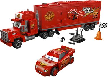 Mack's Team-Truck