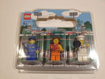 Overland Park Exclusive Minifigure Pack