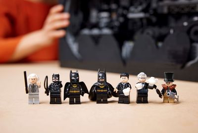 LEGO DC Super Heroes - Batcave - Shadow Box - Set 76252